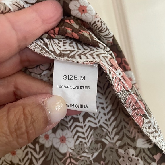 Floral V-Neck Women's Top - Picture 2 of 3